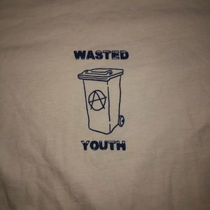 WASTED YOUTH white tee
